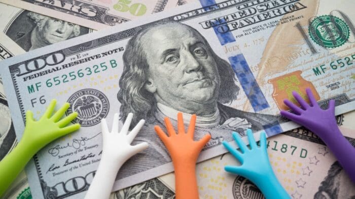 Dollar Reasserts Itself as Global Tensions Shift Currency Markets